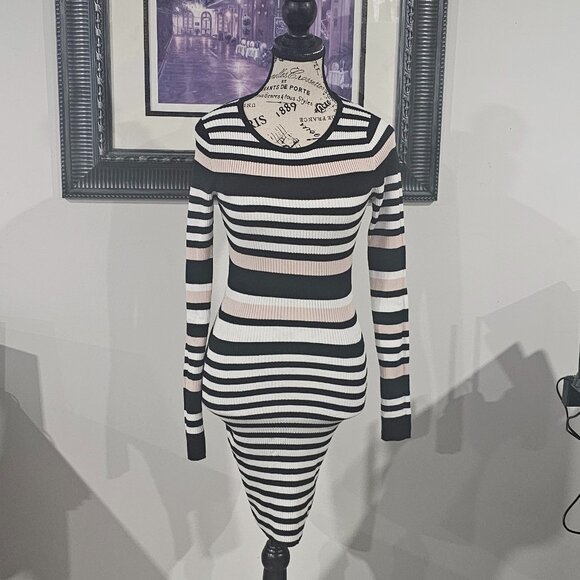 Revamped - Picture 1 of 5